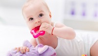 Bebeklerde Diş Bakımı Dönemleri